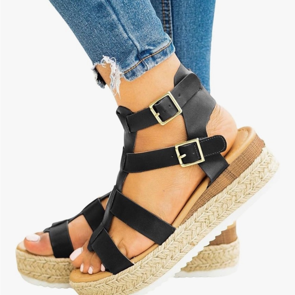 Soda Black Gladiator Sandals with Platform Sole
